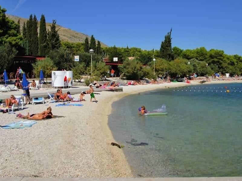 Apartmani Ruzmarin - Seget Donji, Trogir Ngoại thất bức ảnh