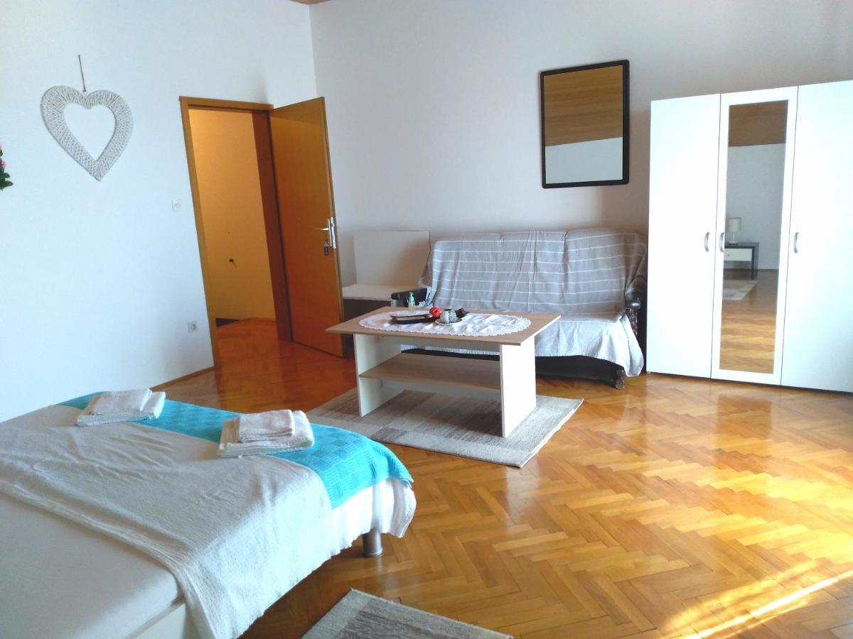 Apartmani Ruzmarin - Seget Donji, Trogir Ngoại thất bức ảnh