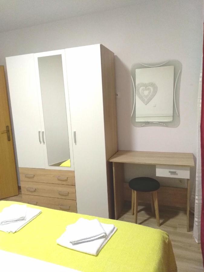 Apartmani Ruzmarin - Seget Donji, Trogir Ngoại thất bức ảnh