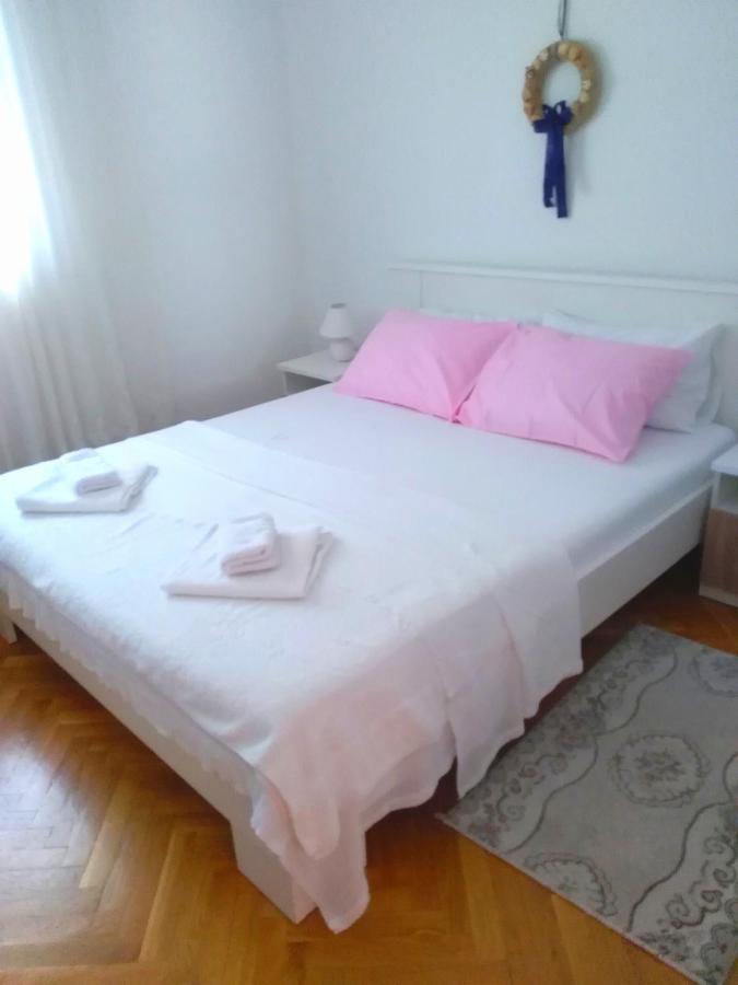 Apartmani Ruzmarin - Seget Donji, Trogir Ngoại thất bức ảnh